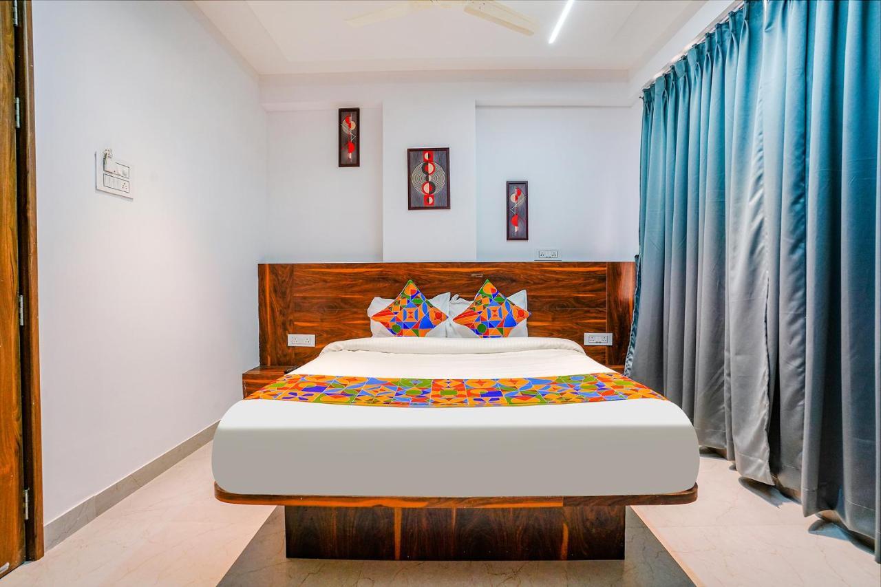 Fabhotel Crystal Inn - Nr Suvarndeep Chowk Pimpri-Chinchwad Bagian luar foto